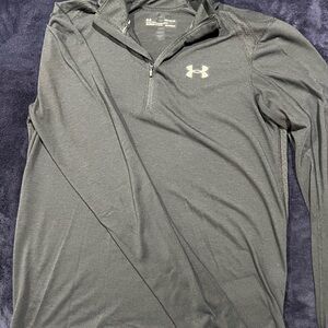 Under Armour Black HeatGear Pullover